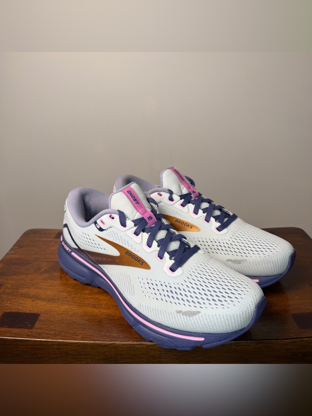 Brooks Ghost 15 Women’s 8 Wide D Blue Pink Running Shoes 1203801D492